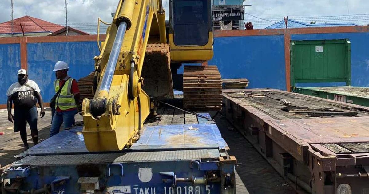 Jasa Pengiriman Alat Berat Murah ke Papua dari Surabaya