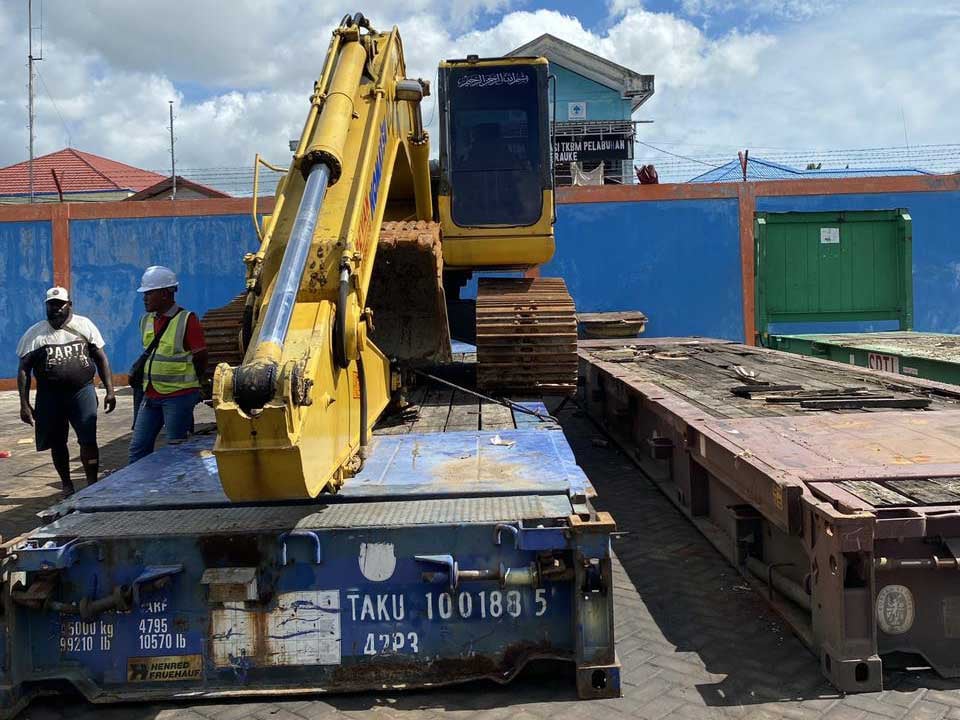 Pengiriman Alat Berat Surabaya Timika - Karya Papua Logistik Ekspedisi Kargo Laut Surabaya Papua